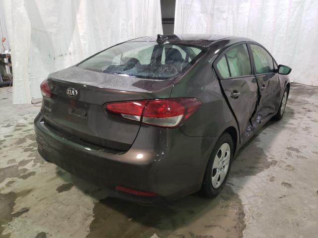 Photo 3 VIN: 3KPFL4A7XJE186076 - KIA FORTE LX 