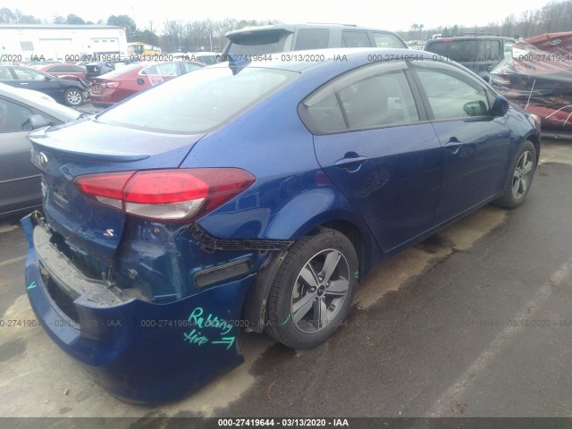 Photo 3 VIN: 3KPFL4A7XJE190760 - KIA FORTE 