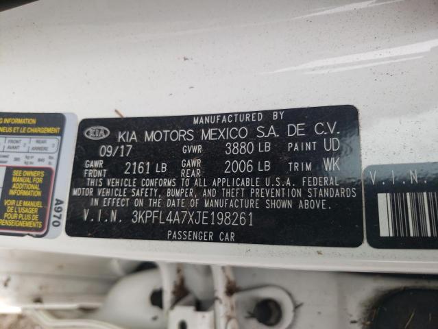 Photo 11 VIN: 3KPFL4A7XJE198261 - KIA FORTE 