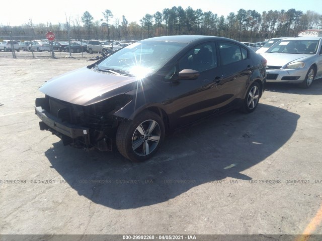 Photo 1 VIN: 3KPFL4A7XJE200882 - KIA FORTE 