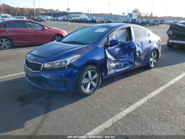 Photo 1 VIN: 3KPFL4A7XJE203894 - KIA FORTE 