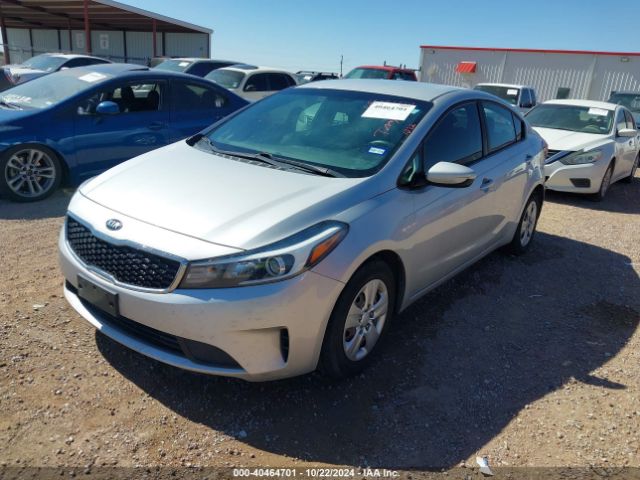 Photo 1 VIN: 3KPFL4A7XJE207038 - KIA FORTE 