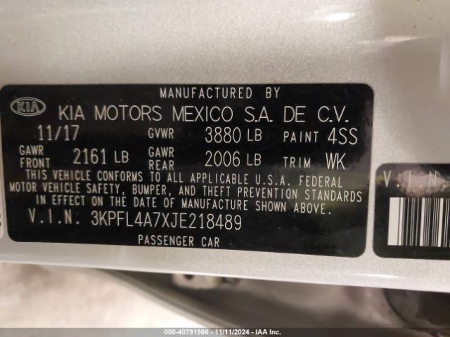 Photo 8 VIN: 3KPFL4A7XJE218489 - KIA FORTE 