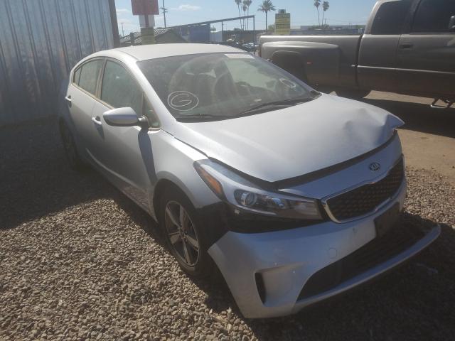 Photo 0 VIN: 3KPFL4A7XJE224180 - KIA FORTE LX 