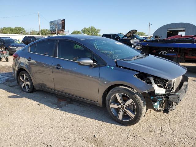 Photo 3 VIN: 3KPFL4A7XJE224924 - KIA FORTE 