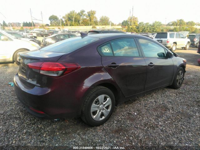 Photo 3 VIN: 3KPFL4A7XJE232019 - KIA FORTE 