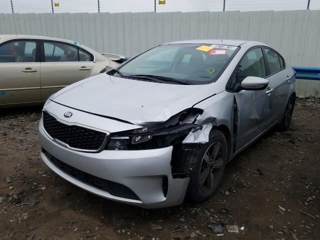 Photo 1 VIN: 3KPFL4A7XJE242100 - KIA FORTE LX 