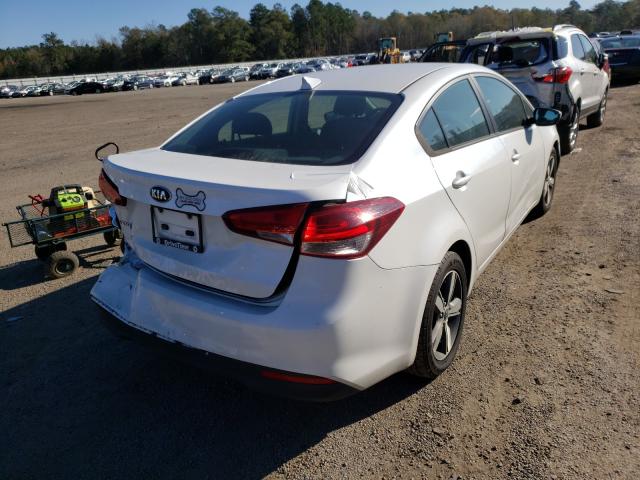 Photo 3 VIN: 3KPFL4A7XJE252660 - KIA FORTE LX 