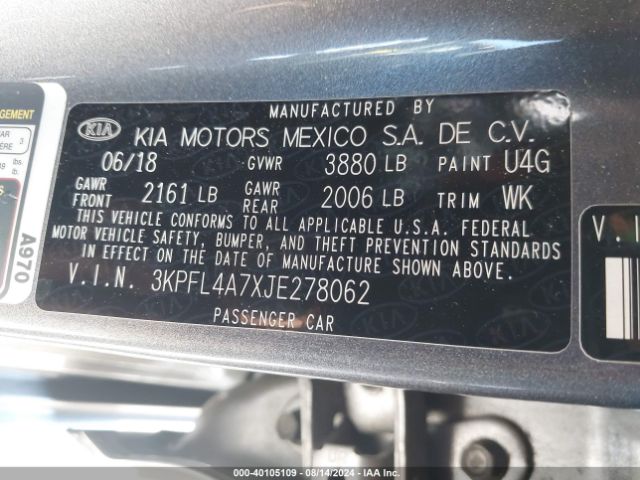 Photo 8 VIN: 3KPFL4A7XJE278062 - KIA FORTE 