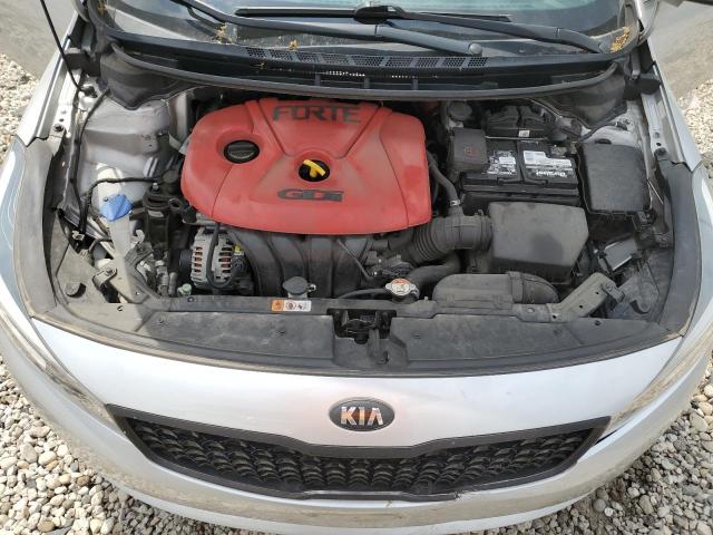 Photo 10 VIN: 3KPFL4A80JE226951 - KIA FORTE 