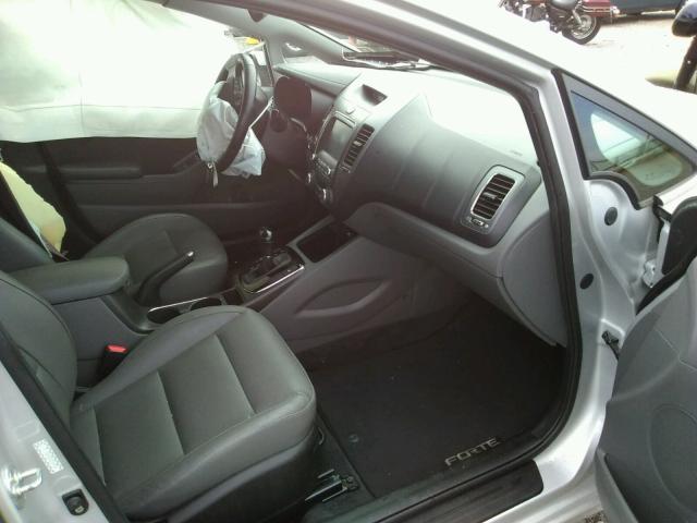 Photo 4 VIN: 3KPFL4A83HE036930 - KIA FORTE EX 