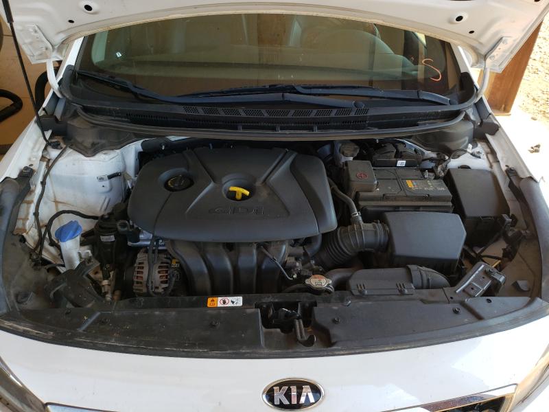 Photo 6 VIN: 3KPFL4A83JE257207 - KIA FORTE EX 