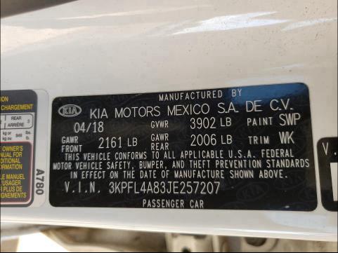 Photo 9 VIN: 3KPFL4A83JE257207 - KIA FORTE EX 