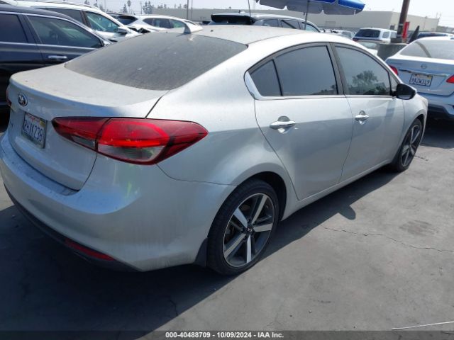 Photo 3 VIN: 3KPFL4A84JE218383 - KIA FORTE 