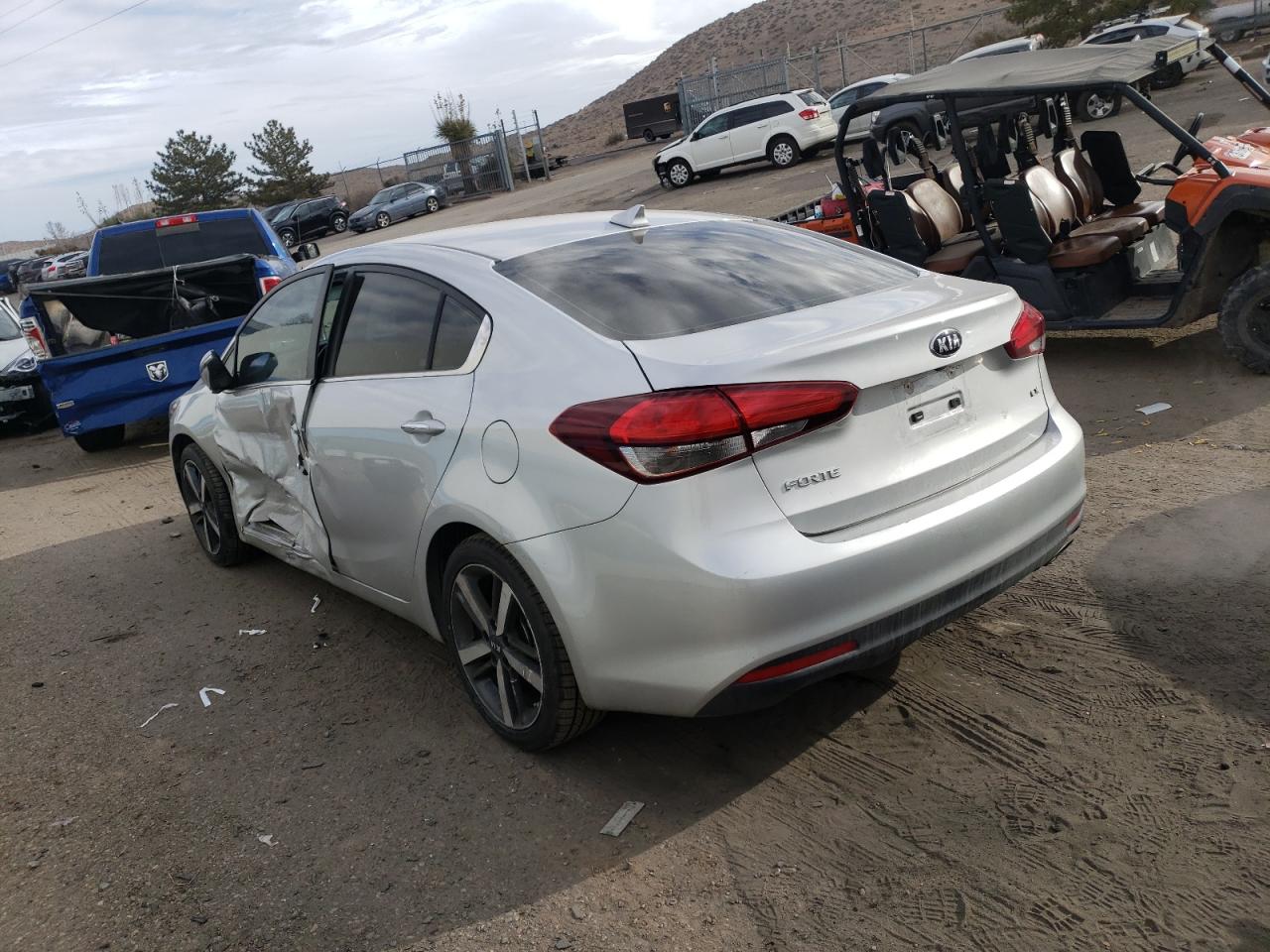 Photo 1 VIN: 3KPFL4A85JE174815 - KIA FORTE 