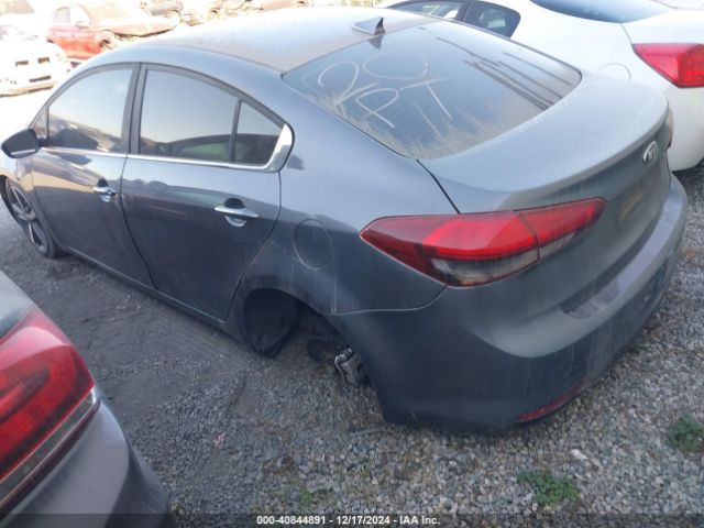 Photo 2 VIN: 3KPFL4A85JE181585 - KIA FORTE 