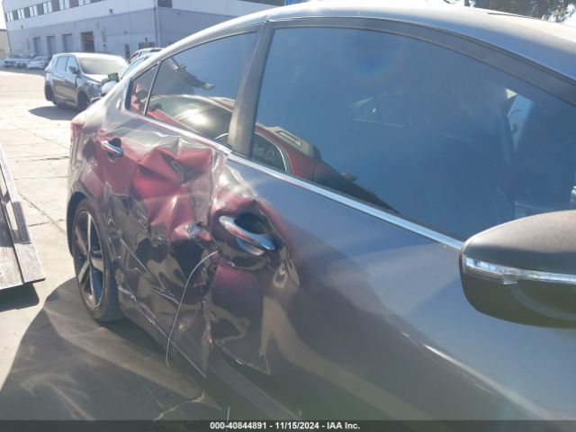 Photo 5 VIN: 3KPFL4A85JE181585 - KIA FORTE 