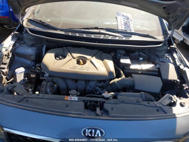 Photo 9 VIN: 3KPFL4A85JE181585 - KIA FORTE 