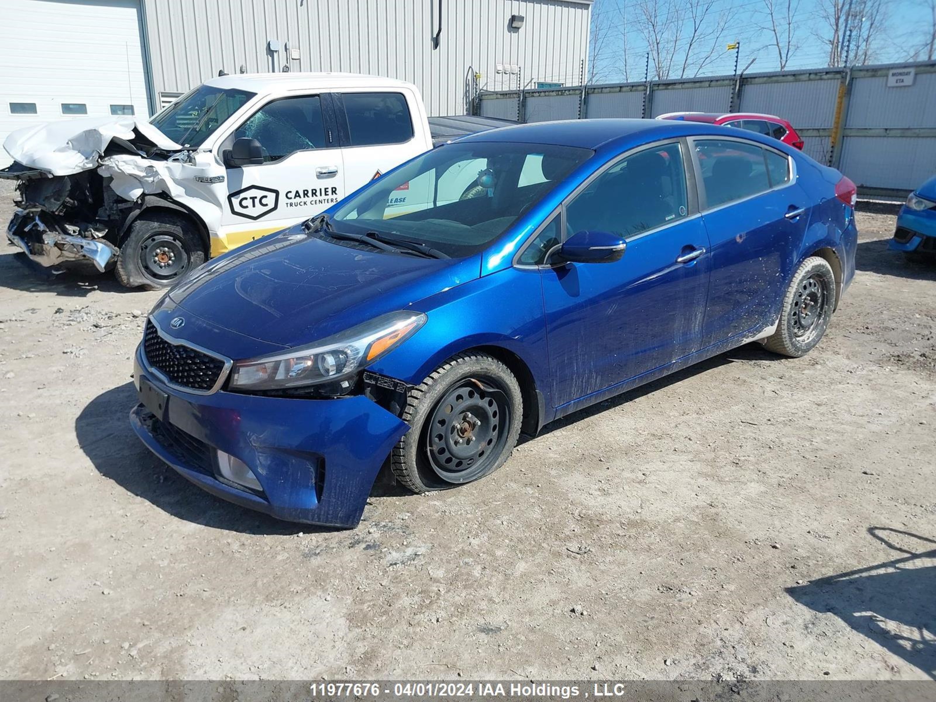 Photo 1 VIN: 3KPFL4A87JE205594 - KIA FORTE 