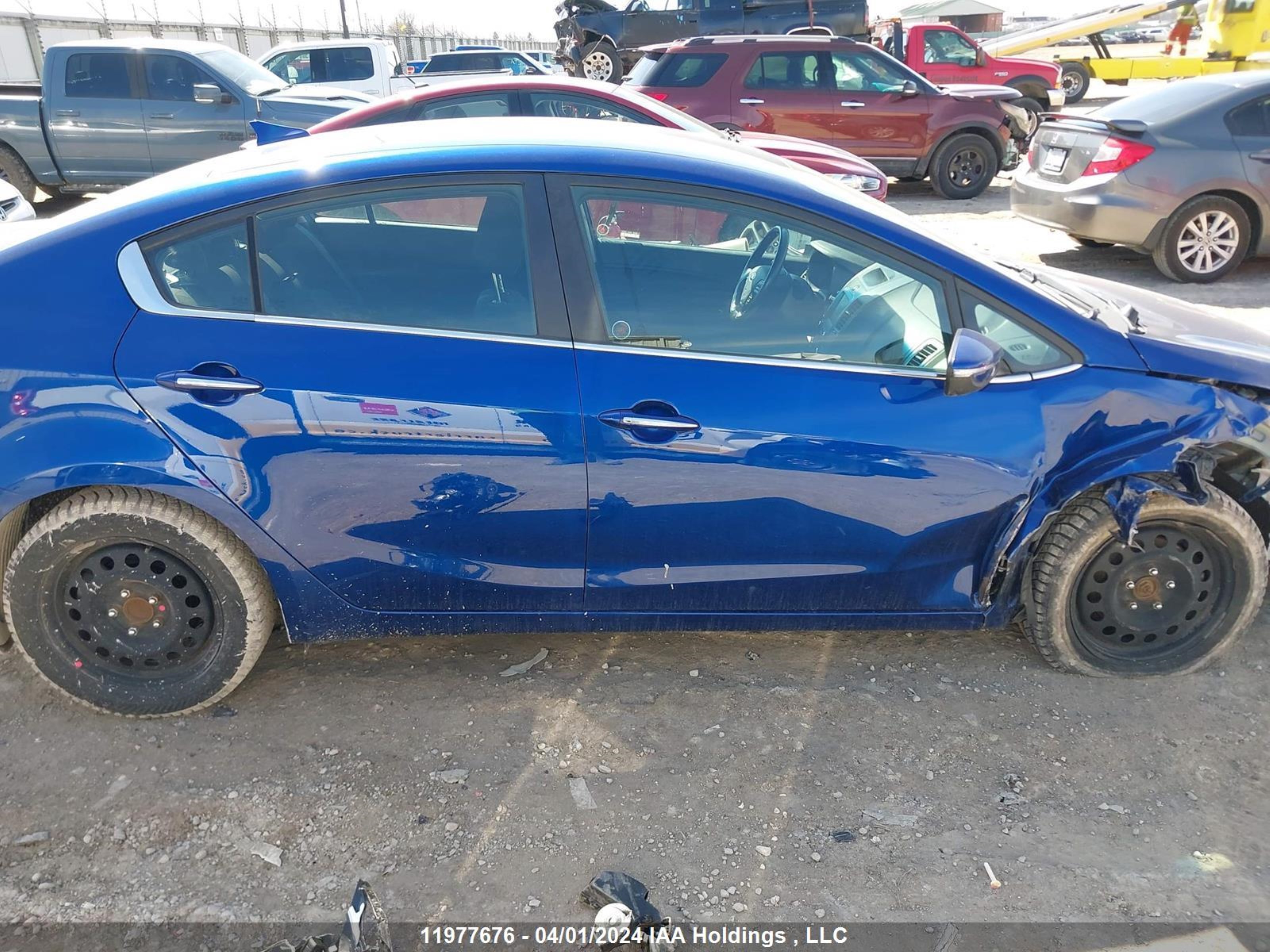 Photo 13 VIN: 3KPFL4A87JE205594 - KIA FORTE 