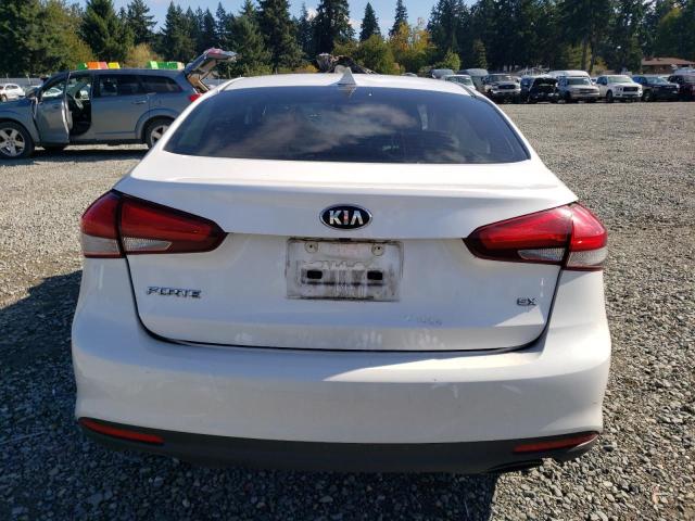 Photo 5 VIN: 3KPFL4A88JE200937 - KIA FORTE 