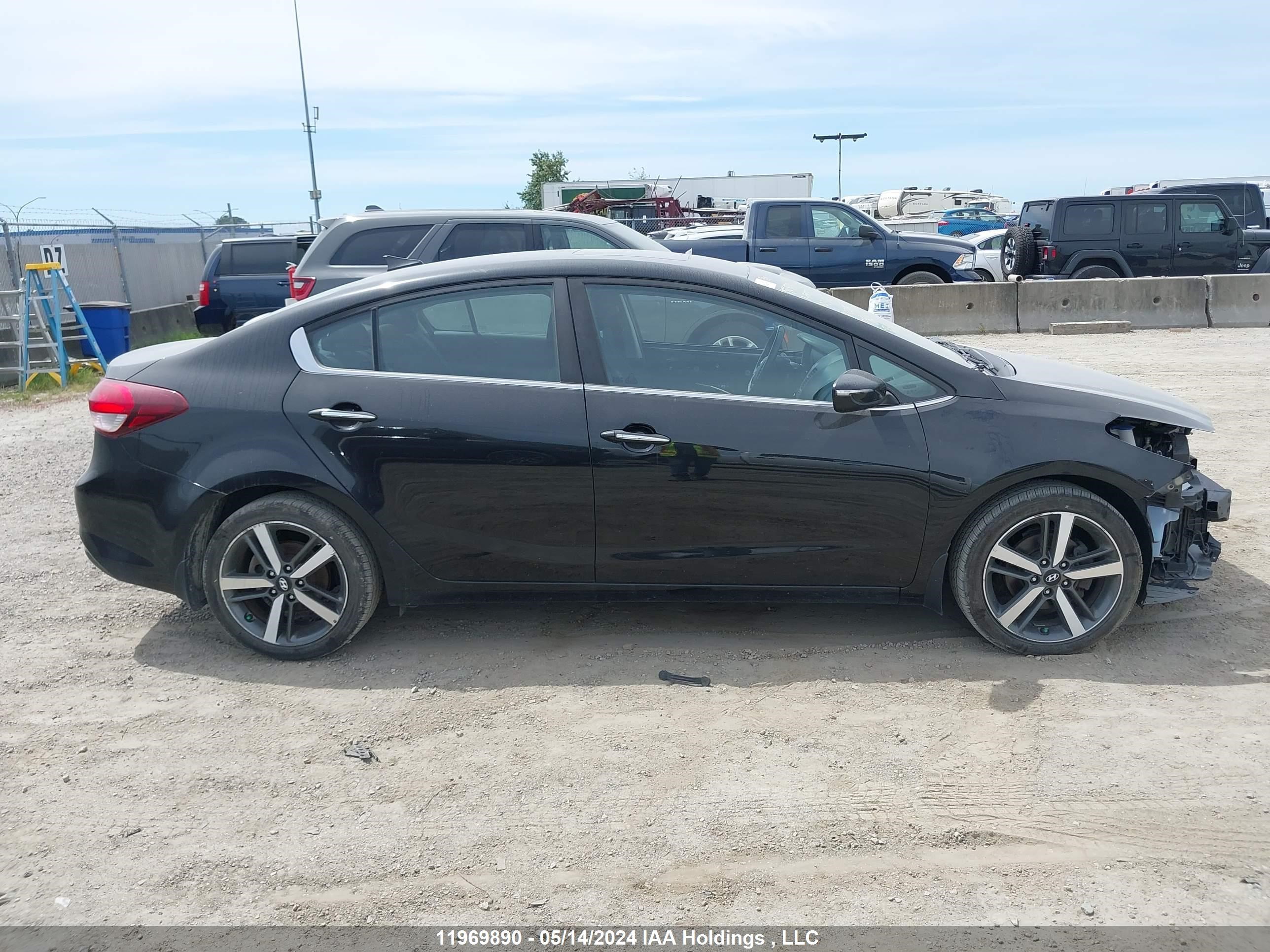 Photo 13 VIN: 3KPFL4A89HE034650 - KIA FORTE 