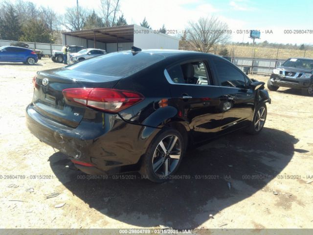 Photo 3 VIN: 3KPFL4A89HE124803 - KIA FORTE 