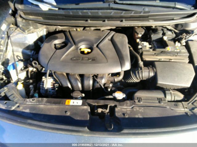 Photo 9 VIN: 3KPFL4A89JE208867 - KIA FORTE 