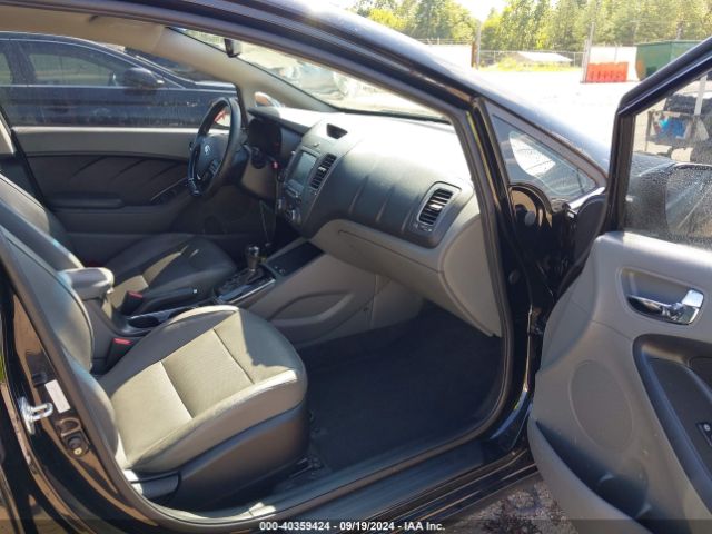 Photo 4 VIN: 3KPFN4A8XHE113786 - KIA FORTE 