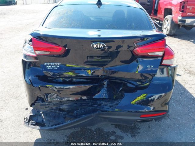 Photo 5 VIN: 3KPFN4A8XHE113786 - KIA FORTE 