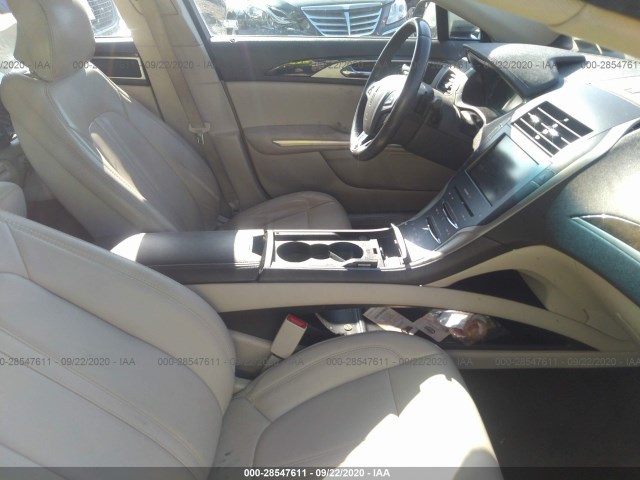 Photo 4 VIN: 3LN6L2G90GR610830 - LINCOLN MKZ 