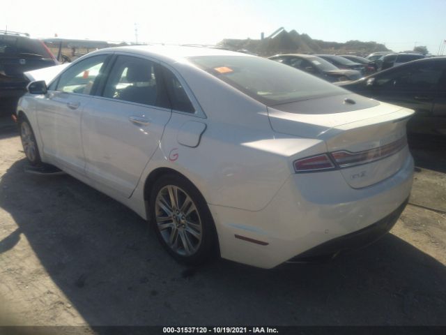 Photo 2 VIN: 3LN6L2G91FR621933 - LINCOLN MKZ 