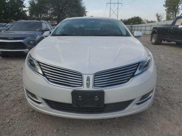 Photo 4 VIN: 3LN6L2G91GR600940 - LINCOLN MKZ 