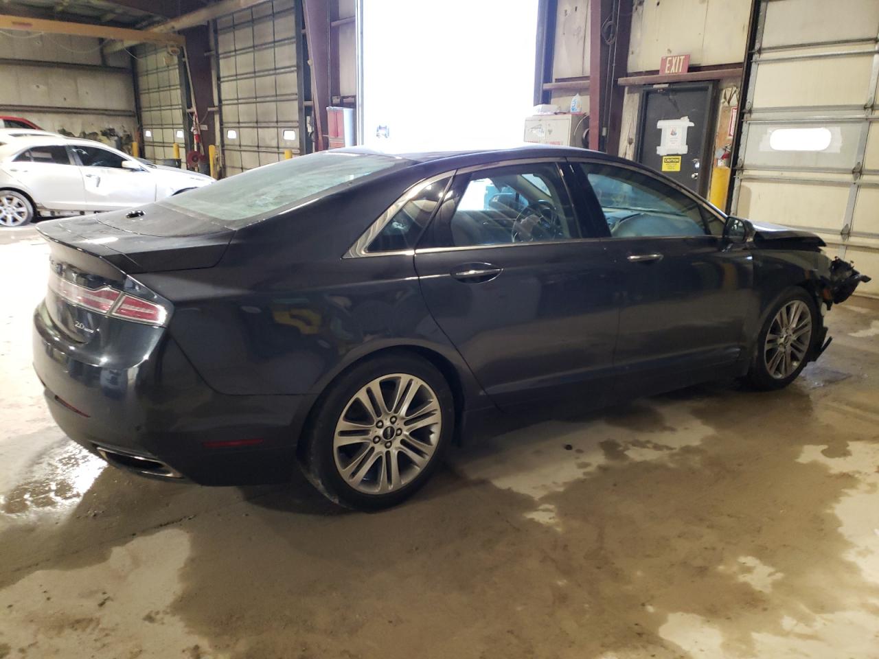 Photo 2 VIN: 3LN6L2G93ER808847 - LINCOLN MKZ 