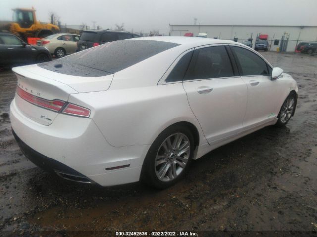 Photo 3 VIN: 3LN6L2G93ER811943 - LINCOLN MKZ 