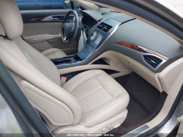 Photo 4 VIN: 3LN6L2G93GR632014 - LINCOLN MKZ 