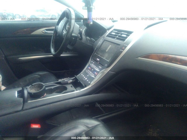 Photo 4 VIN: 3LN6L2G94FR624728 - LINCOLN MKZ 