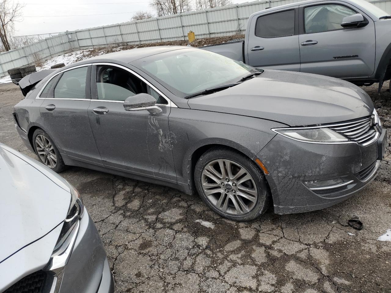 Photo 3 VIN: 3LN6L2G94GR606750 - LINCOLN MKZ 