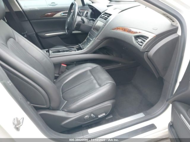 Photo 4 VIN: 3LN6L2G95DR825700 - LINCOLN MKZ 