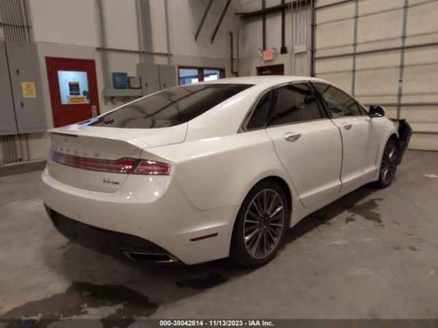 Photo 3 VIN: 3LN6L2G95GR608992 - LINCOLN MKZ 