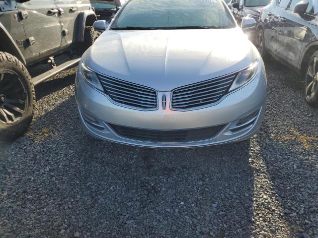 Photo 4 VIN: 3LN6L2G95GR610645 - LINCOLN MKZ 