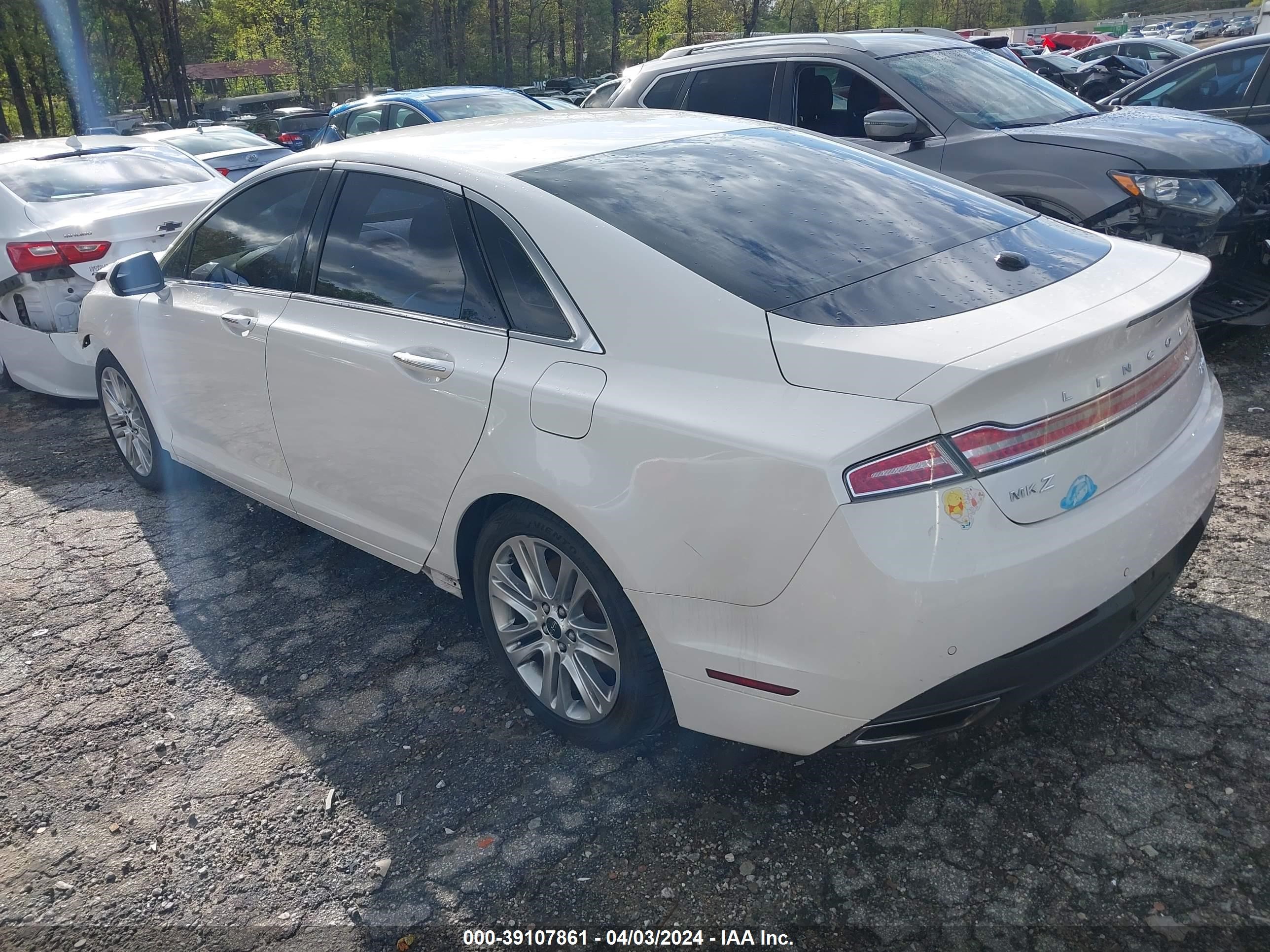 Photo 2 VIN: 3LN6L2G95GR612458 - LINCOLN MKZ 