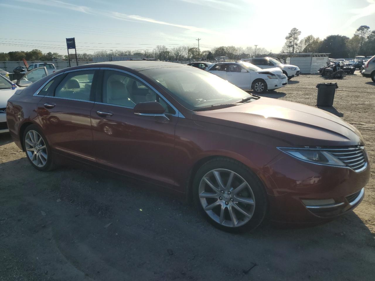 Photo 3 VIN: 3LN6L2G96ER817333 - LINCOLN MKZ 