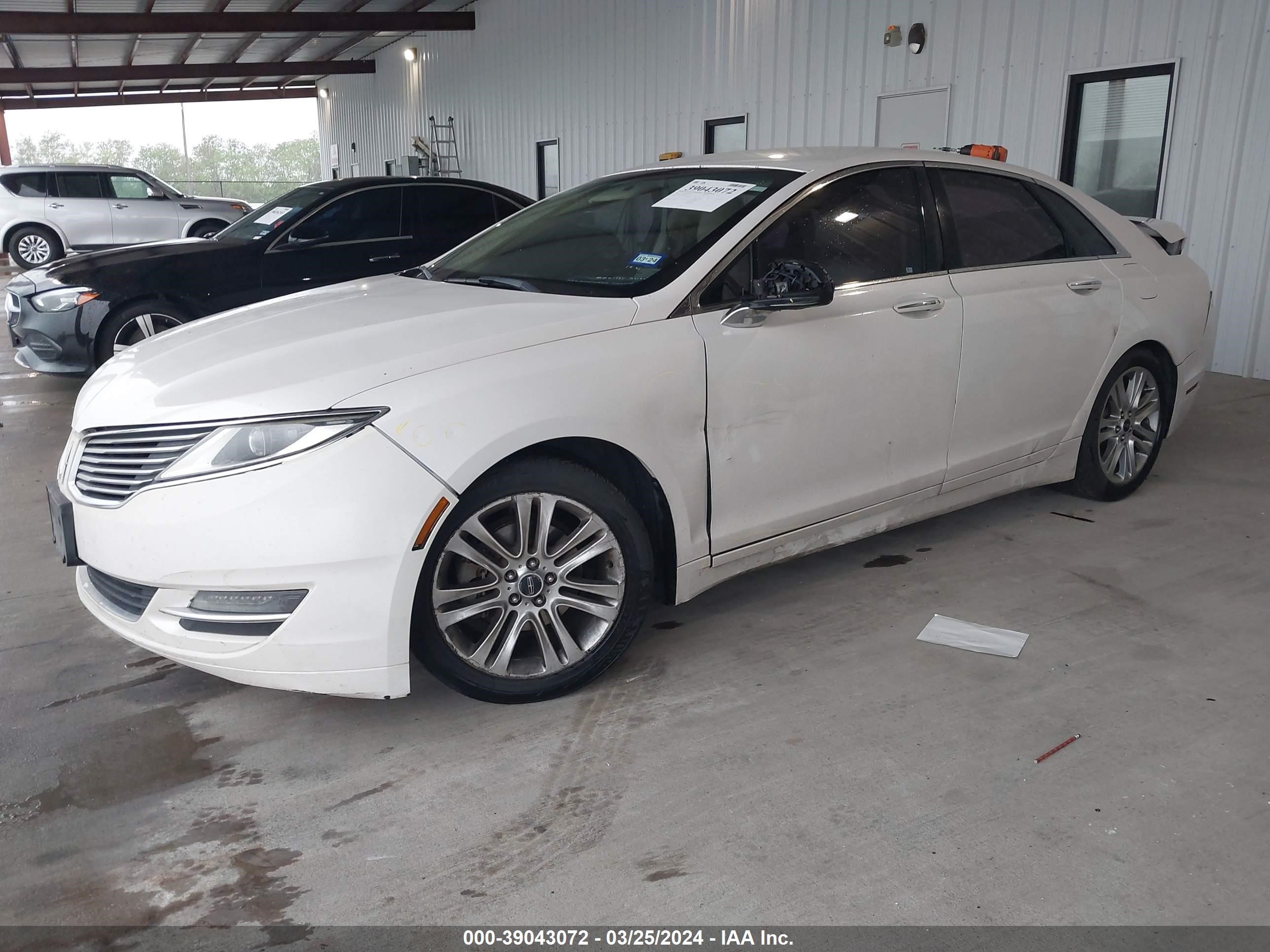 Photo 1 VIN: 3LN6L2G96ER823178 - LINCOLN MKZ 