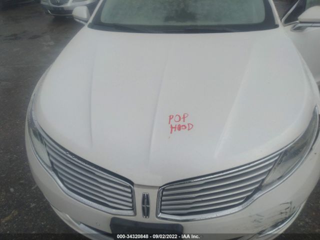 Photo 9 VIN: 3LN6L2G97ER828793 - LINCOLN MKZ 