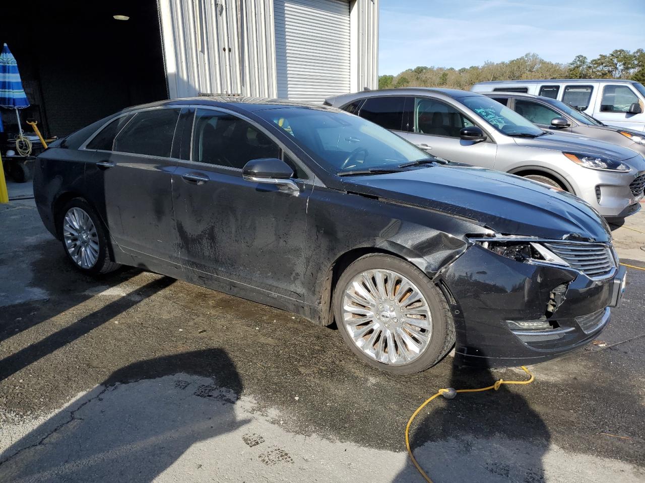 Photo 3 VIN: 3LN6L2G97FR603310 - LINCOLN MKZ 