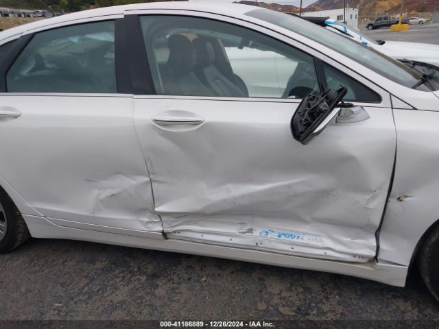 Photo 5 VIN: 3LN6L2G97GR600778 - LINCOLN MKZ 