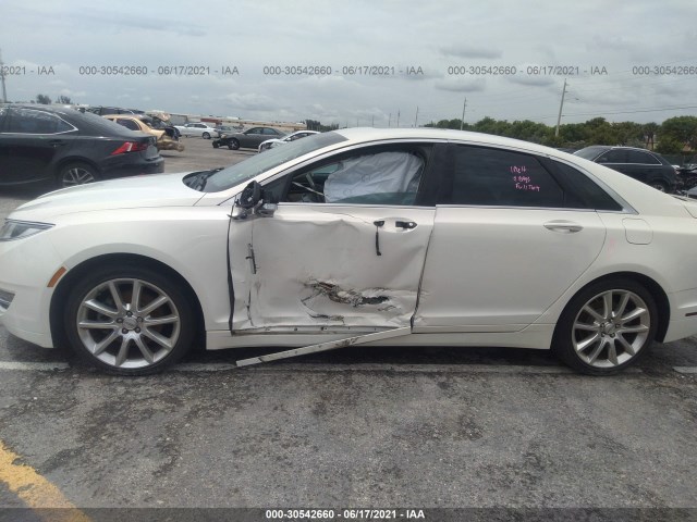 Photo 5 VIN: 3LN6L2G98DR825965 - LINCOLN MKZ 