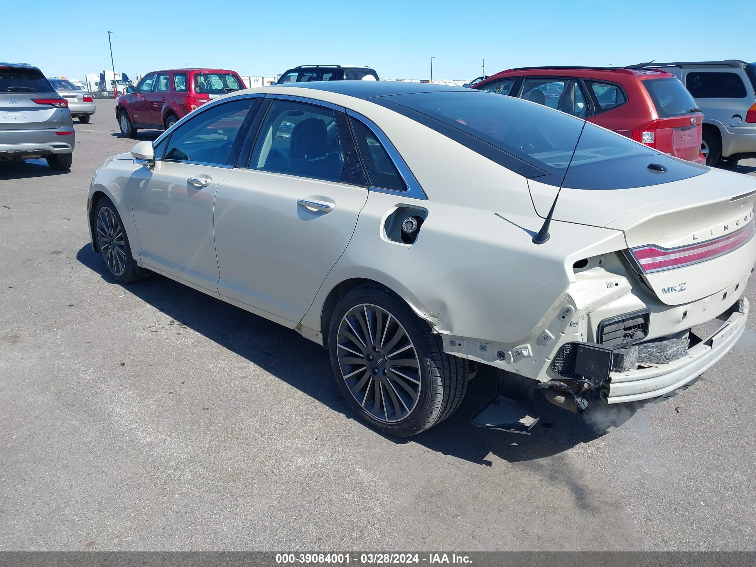 Photo 2 VIN: 3LN6L2G9XER820400 - LINCOLN MKZ 