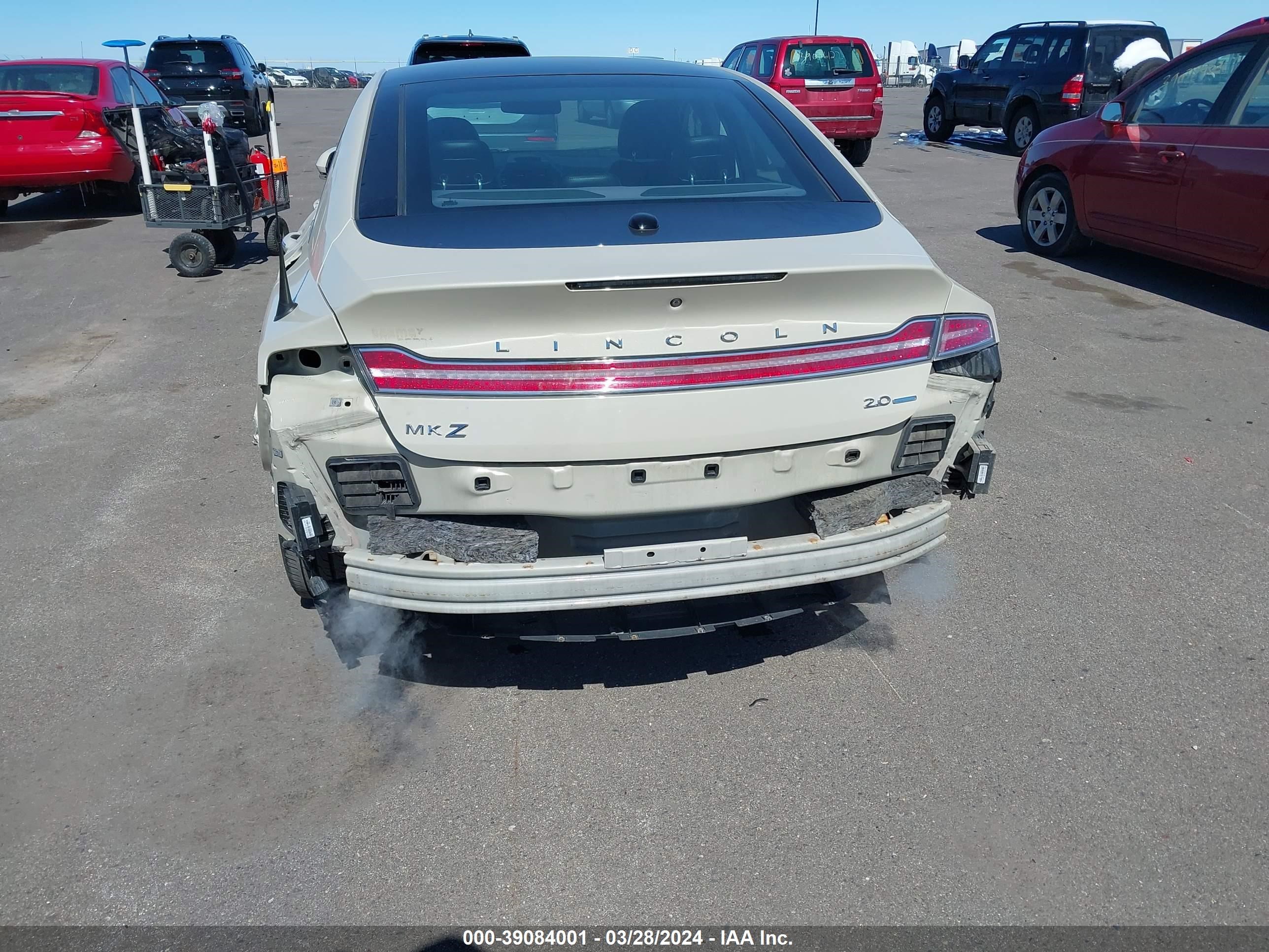 Photo 5 VIN: 3LN6L2G9XER820400 - LINCOLN MKZ 